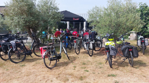 260724 Velzeke (2 halvedag keuzefietstochten) 